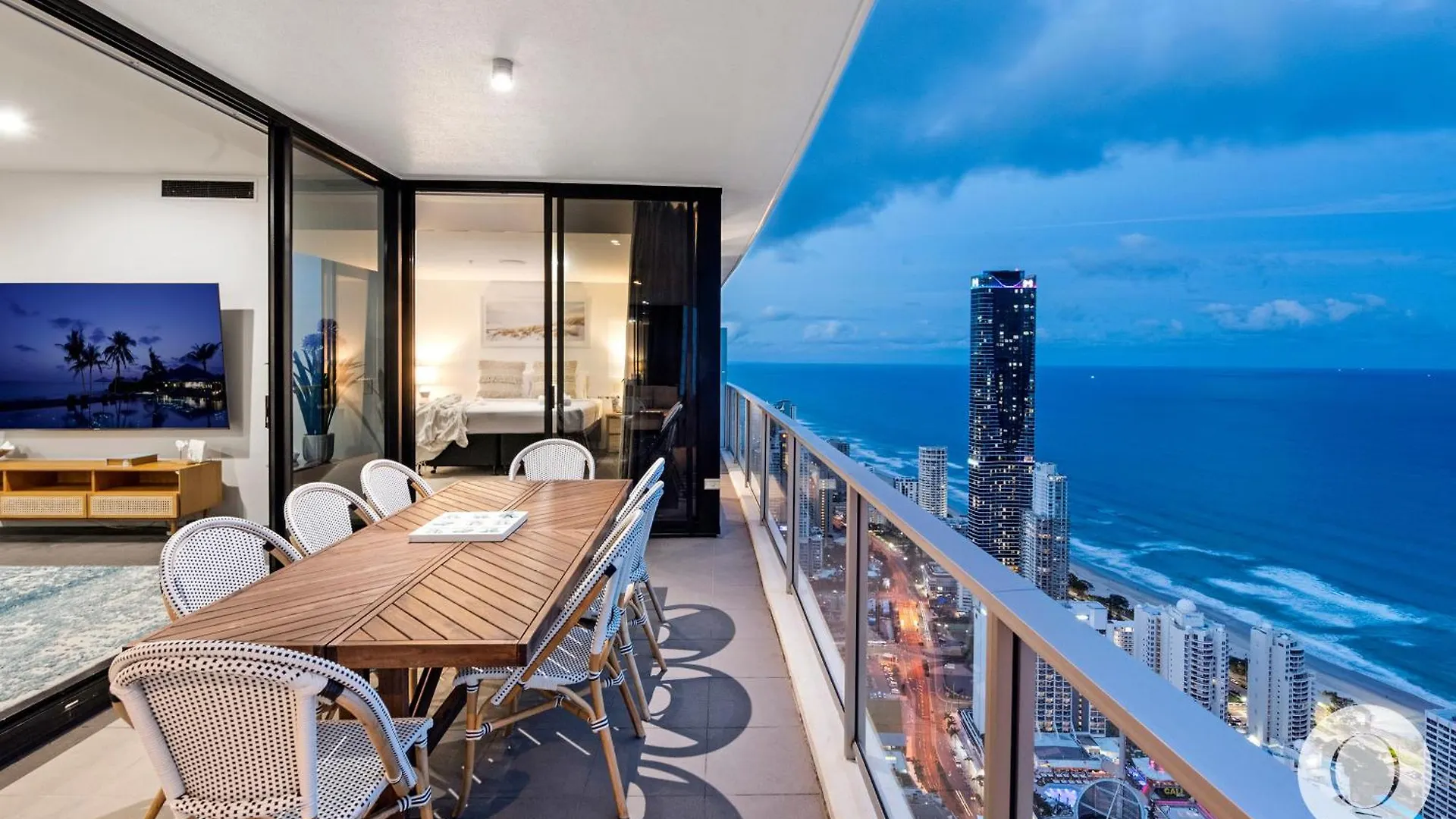Ocean View Executive Penthouse at Circle on Cavill Apartment Gold Coast
